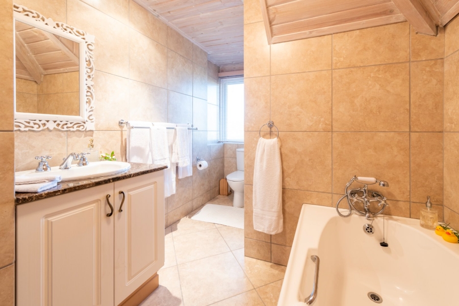 4 Bedroom Property for Sale in Pezula Golf Estate Western Cape